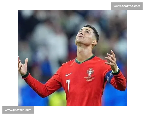 世界杯赛场惊喜不断，年轻球员表现抢眼引发全球关注